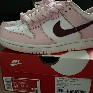 Valentines Low Pink Foam Dunks